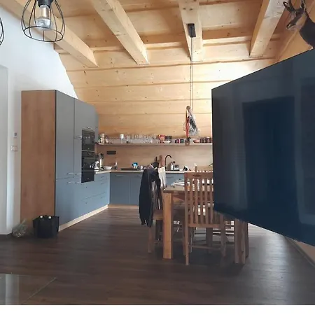 Apartmanovy Dom